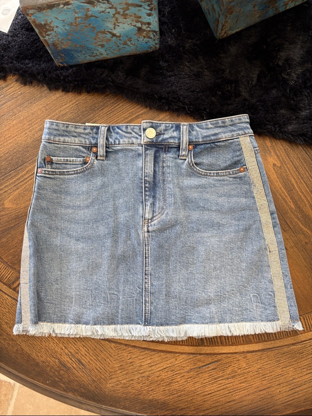 Alice & Olivia Lakia Crystal-Embellished Denim Mini Skirt NWT Size 26